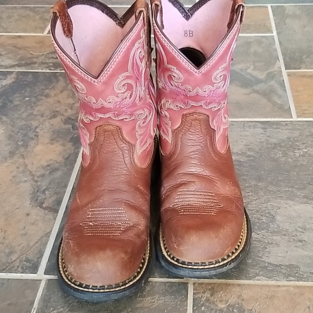 Ariat fat baby pink cowboy boots 8B